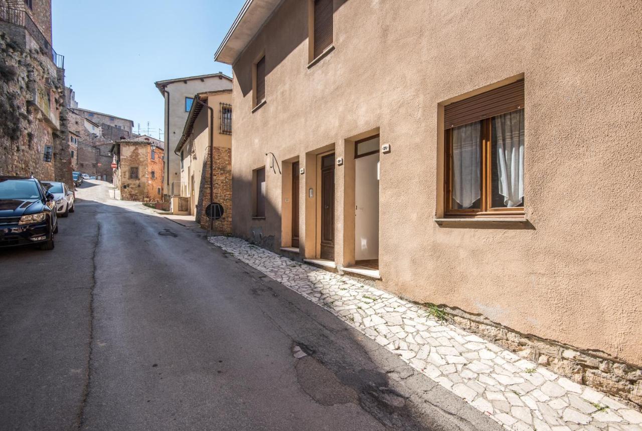 Entro Le Mura Montepulciano Stazione Eksteriør bilde